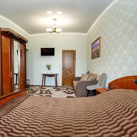 Апартаменти В Старому Місті Sweet House Kamianets-Podilskyi Exterior photo