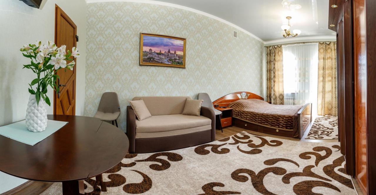 Апартаменти В Старому Місті Sweet House Kamianets-Podilskyi Exterior photo